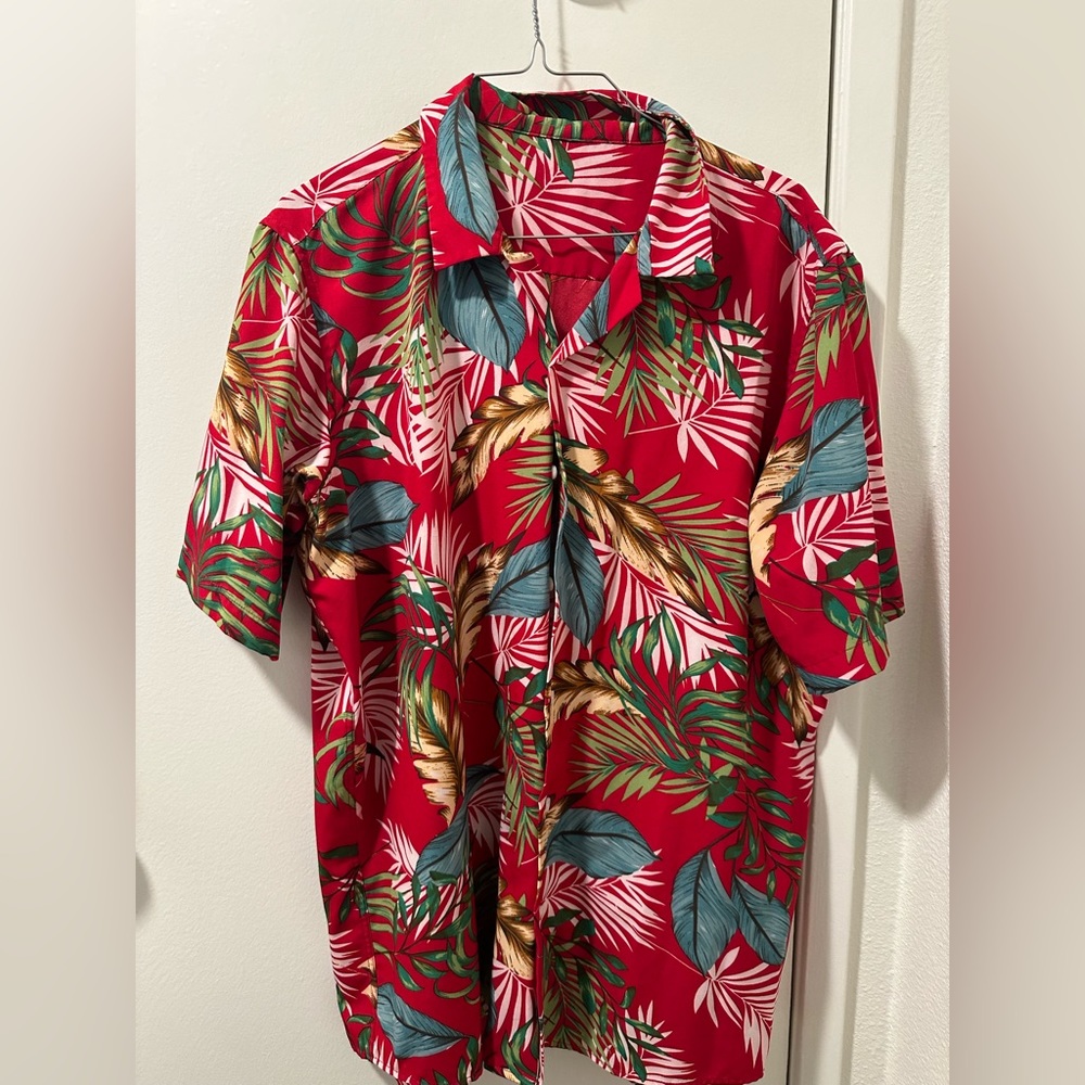 Men’s large Hawaiian print shirt